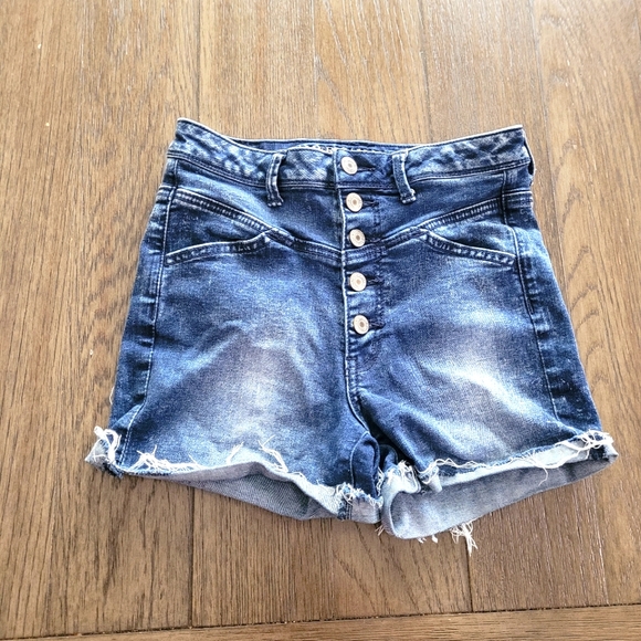 American Eagle Outfitters Pants - AE jean shorts size 4